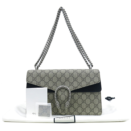 ����  �����