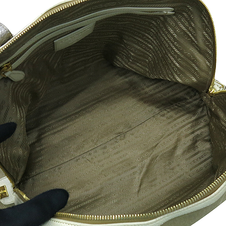 Prada(�����) �к긯 �ж�� �ΰ� �� ����� �̹���7 - ���̺��� �߰���ǰ