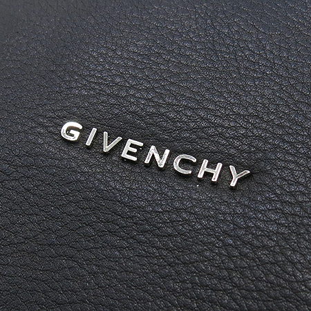GIVENCHY(�����) BB05250692 ¡��� ���� �ǵ��� M������ 2WAY �̹���4 - ���̺��� �߰���ǰ