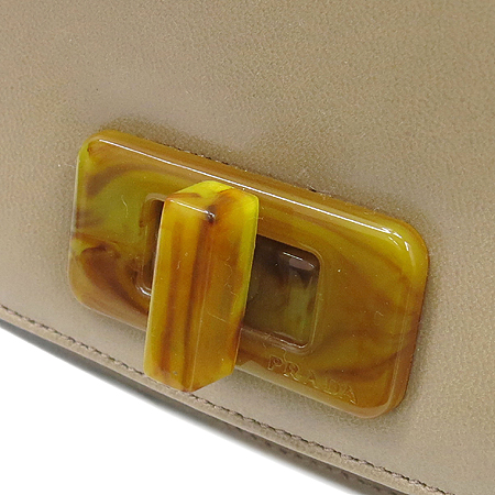 Prada(�����) �ε� ��ũ ���� �ö�ƽ ü�� ����� �̹���4 - ���̺��� �߰���ǰ