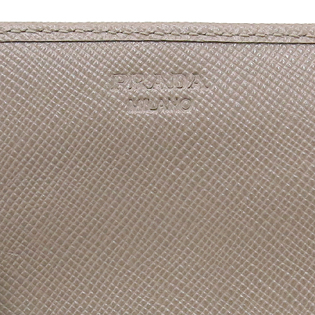 Prada(�����) 1M1132 ���� �ΰ� SAFFIANO METAL ���ǾƳ� ������ �̹���6 - ���̺��� �߰���ǰ