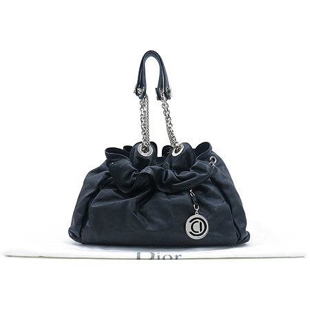 ���  �����