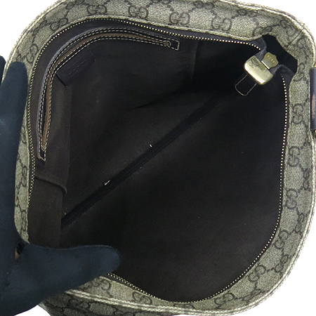 Gucci(����) 201446 GG�ΰ� PVC ���� ���� Ʈ���� ũ�ν��� �̹���5 - ���̺��� �߰���ǰ