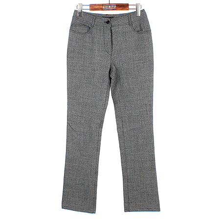 �����  ����