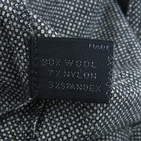 Prada(�����) ���� �̹���4 - ���̺��� �߰���ǰ