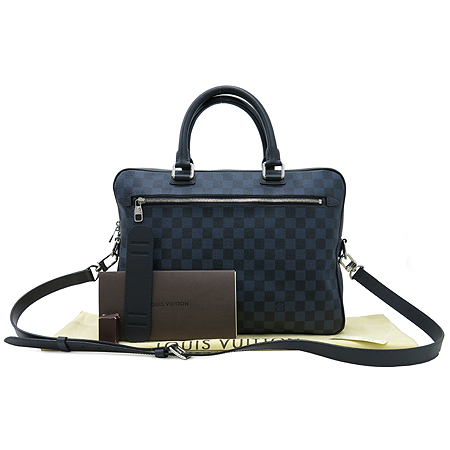 ���̺��� ����Ʈ 