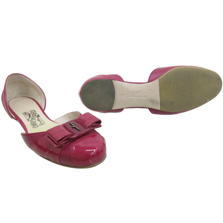 Ferragamo(��󰡸�) �ٶ� ��� ���̴�Ʈ ������ ���� �̹���2 - ���̺��� �߰���ǰ