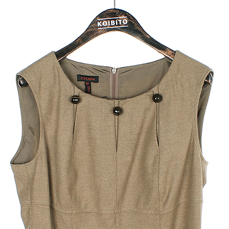 Escada(�������) �μҸ� �Ӱ��� ȥ�� ���ǽ� �̹���2 - ���̺��� �߰���ǰ