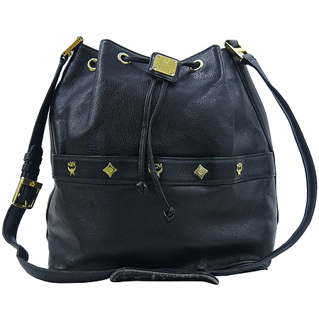 ������  �����