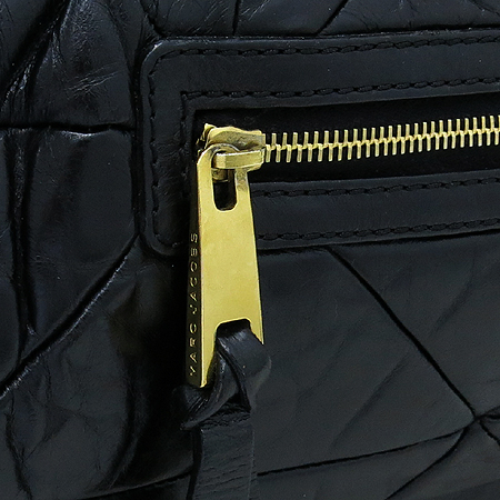 Marc_Jacobs(��ũ�����߽�) �������� ��Ž ����ΰ� ��Ʈ�� �̹���3 - ���̺��� �߰���ǰ