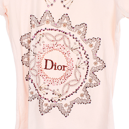 Dior(ũ����î���) ���� Ƽ �̹���3 - ���̺��� �߰���ǰ