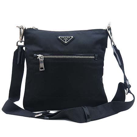 ����� �׼��� ũ�ν��� 