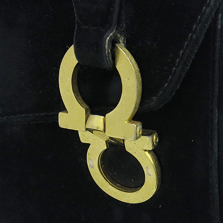 Ferragamo(��󰡸�) 21 5671 ���� ��ġ�� �ΰ� ���� �����̵� ���� �̴� ��Ʈ�� �̹���3 - ���̺��� �߰���ǰ