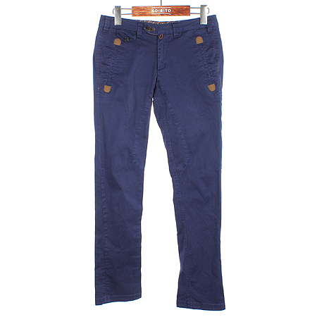 ����  ����