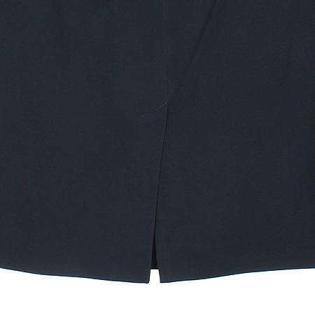 Armani COLLEZIONI(�Ƹ����� �÷�������) ��ũ���̺� ��ĿƮ �̹���3 - ���̺��� �߰���ǰ