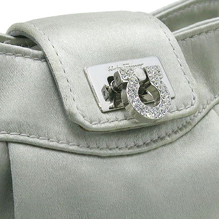 Ferragamo(��󰡸�) 22 6791 ��ġ�� ��� ��Ŭ ��ƾ �к긯 �̴� ü�� ����� �̹���3 - ���̺��� �߰���ǰ