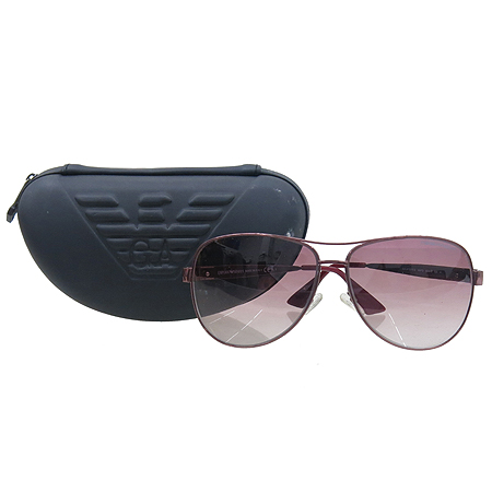 �Ƹ�����  ���۶�