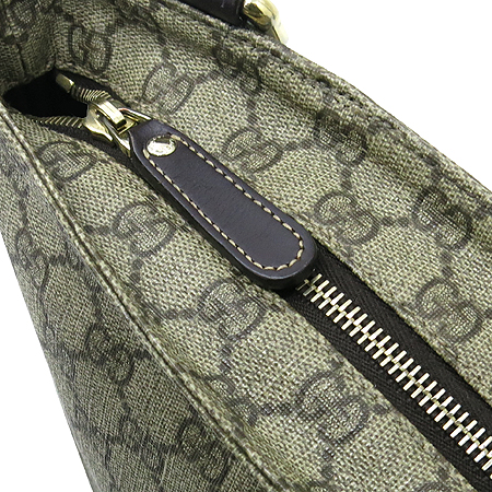 Gucci(����) 201446 GG�ΰ� PVC ���� ���� Ʈ���� ũ�ν��� �̹���4 - ���̺��� �߰���ǰ