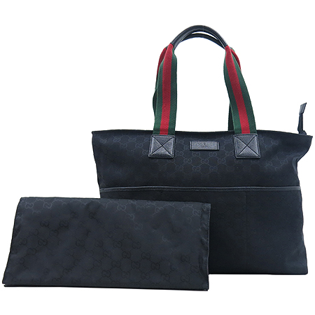 ����  �����