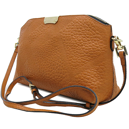 Burberry(������) 3950123 ������ �÷� ���� üũ ���� Ŭ��ġ�� �� ũ�ν��� �̹���2 - ���̺��� �߰���ǰ