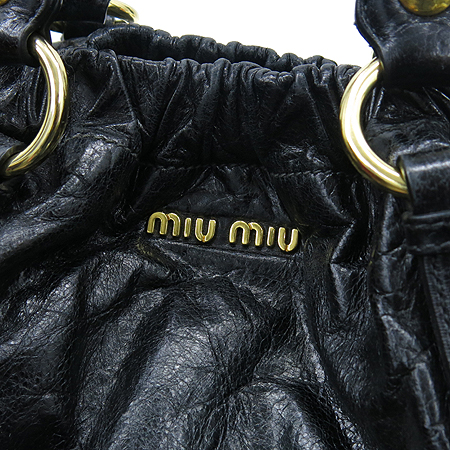 MiuMiu(�̿�̿�) VITELLO LUX ���ڷη��� ���� ���� ����ΰ� 2WAY [��������] �̹���4 - ���̺��� �߰���ǰ