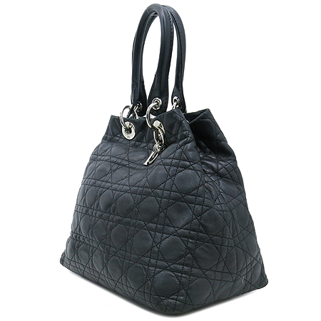 Dior(ũ����î���) ��� ����ΰ� ���� ����Ų ���� ��Ʈ�� �̹���2 - ���̺��� �߰���ǰ