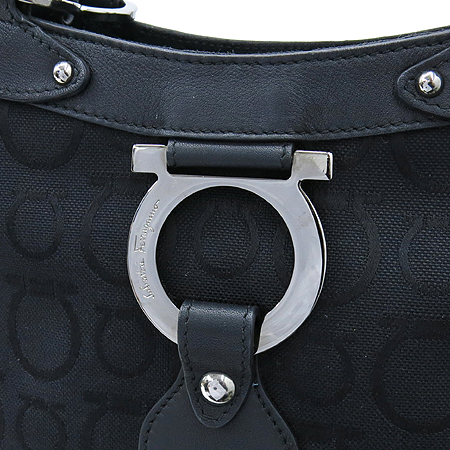 Ferragamo(��󰡸�) 21 6846 ���� ��ġ�� ��� �ڰ��� ��Ʈ�� �̹���3 - ���̺��� �߰���ǰ