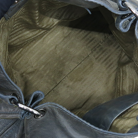 Prada(�����) ���� �ﰢ�ΰ� VITELLO SHINE(���ڷ� ����) �����[��õ��] �̹���5 - ���̺��� �߰���ǰ