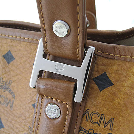 MCM(������) 1010099650122 ���� �ΰ� ��� ���佺 ���� ����� + ���� �Ŀ�ġ [��õ ������] �̹���4 - ���̺��� �߰���ǰ