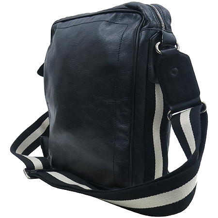 Bally(�߸�) TASTO �������� �����Ƽġ ũ�ν��� �̹���3 - ���̺��� �߰���ǰ