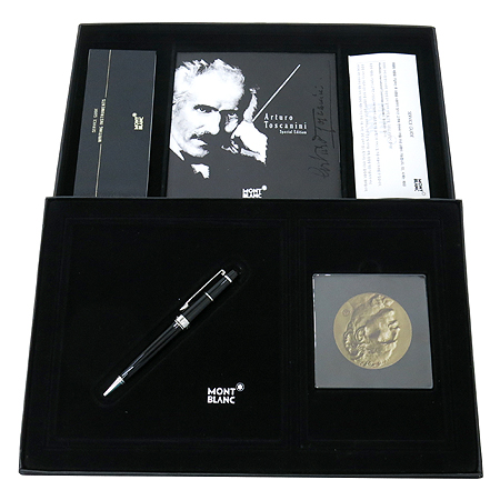 ������  ����