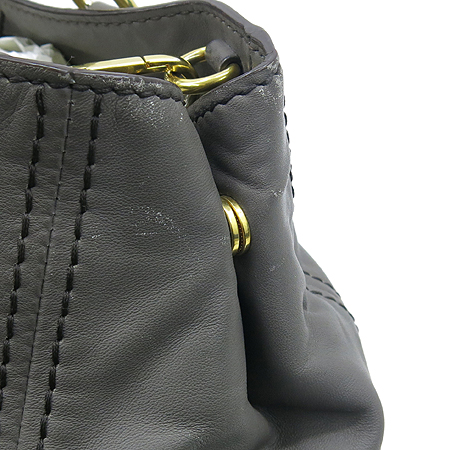 Prada(�����) BN2103 �׷��� SOFT CALF(�۾��� ����) ��Ʈ��+��� ��Ʈ�� �̹���4 - ���̺��� �߰���ǰ