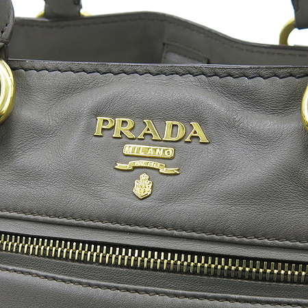 Prada(�����) BN2103 �׷��� SOFT CALF(�۾��� ����) ��Ʈ��+��� ��Ʈ�� �̹���5 - ���̺��� �߰���ǰ