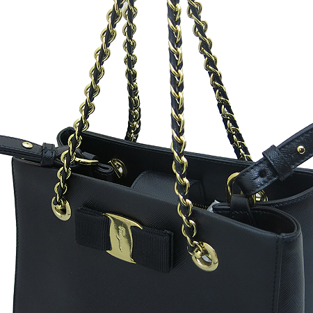 Ferragamo(��󰡸�) 21 E998 ���� ���ǾƳ� ���� �ٶ� �ΰ� ü�� ��Ʈ�� + �����Ʈ�� [��������] �̹���3 - ���̺��� �߰���ǰ