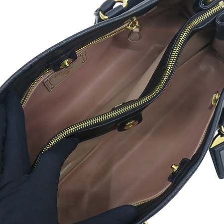 Prada(�����) BN1849 �ﰢ �ΰ� ��� ���� ���ǾƳ� 2WAY �̹���6 - ���̺��� �߰���ǰ