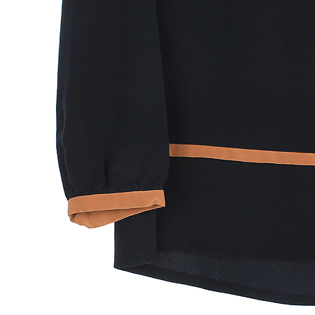 Jill Stuart(����Ʃ��Ʈ) ��ũ ���콺 �̹���3 - ���̺��� �߰���ǰ