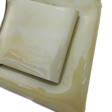 Ferragamo(��󰡸�) 21 4396 ���� �ٶ� ��� ���̴�Ʈ Ŭ��ġ��+�����Ʈ�� [��õ ������] �̹���5 - ���̺��� �߰���ǰ