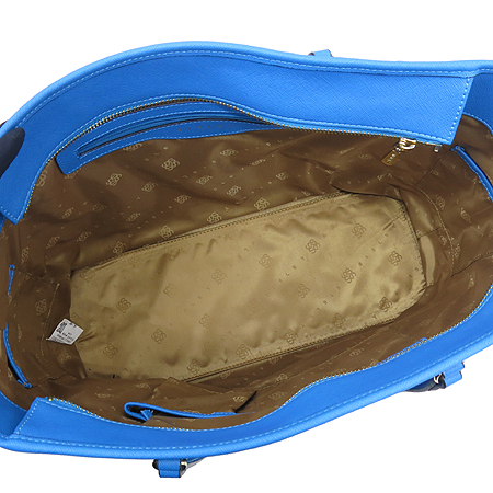 Sisley(�ý���) ���ǾƳ� ���� ���κ��� ���۹� �̹���5 - ���̺��� �߰���ǰ