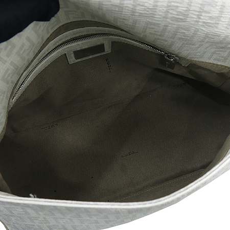 Fendi(���) 8BR001 FF�ΰ� PVC ��ī ���� ����ΰ� ü�� ����� �̹���5 - ���̺��� �߰���ǰ