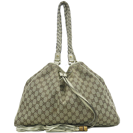 ����  �����