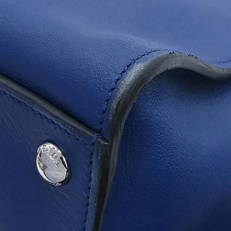 Prada(�����) BN2462 CITY CALF BLUETTE ���緹�� ���� �� ���� �ﰢ�ΰ� ��Ʈ�� + �����Ʈ�� 2WAY [�λ꼾�Һ���] �̹���5 - ���̺��� �߰���ǰ