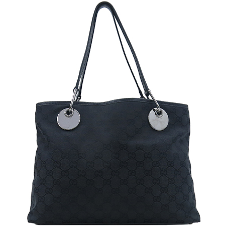 ����  �����