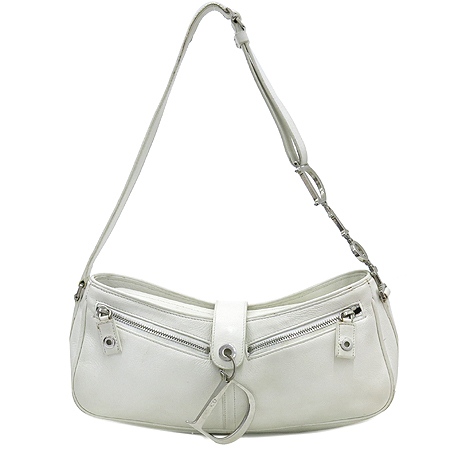 ���  �����