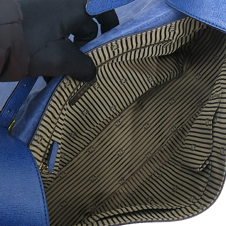 Fendi(���) 8BT199 ���� �ΰ� ��� ���̺� ���� ����� ũ�ν��� �̹���6 - ���̺��� �߰���ǰ