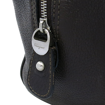 Ferragamo(��󰡸�) 21 6878 ���� ��ġ�� ���� CALF �̴� ��Ʈ�� �̹���4 - ���̺��� �߰���ǰ