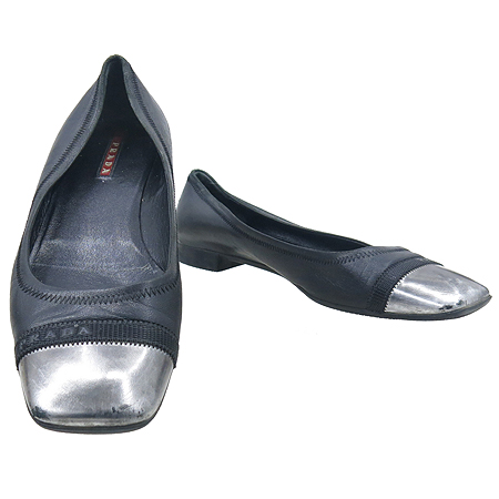 �����  ����