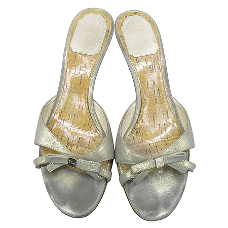 Dior(ũ����î���) ��� �� ���� ������� ���� ���� �̹���4 - ���̺��� �߰���ǰ