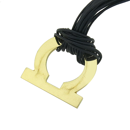 Ferragamo(��󰡸�) ���� ��ġ�� ��� ���� �̹���2 - ���̺��� �߰���ǰ