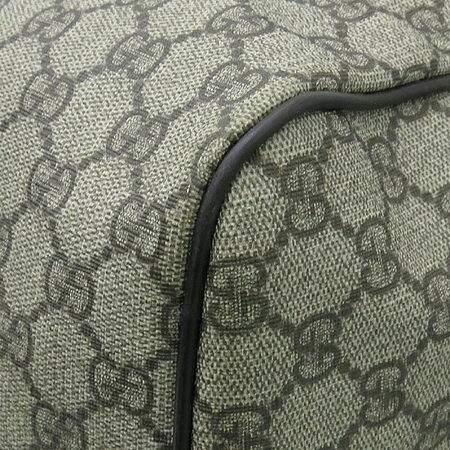 Gucci(����) 206501 GG�ΰ� PVC ��ũ���� Ʈ���� ĳ���� ���� ������ ��Ʈ�� �̹���5 - ���̺��� �߰���ǰ