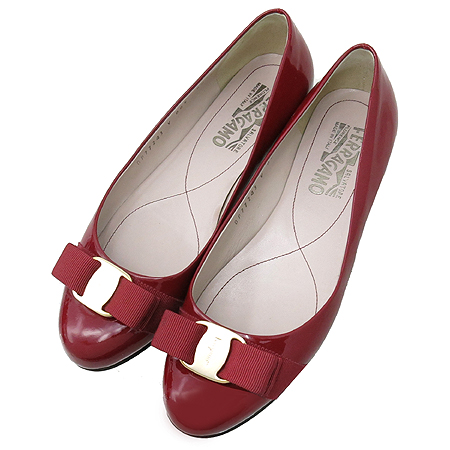 Ferragamo(��󰡸�) VARINA ���� �ٶ� ��� ������ ���̴�Ʈ ������ ���� �̹���5 - ���̺��� �߰���ǰ